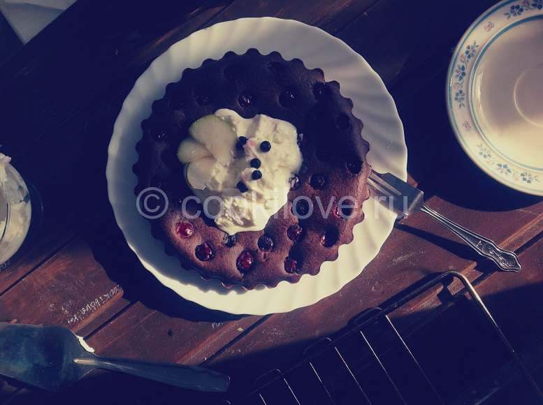 шоколадный пирог черный лес с вишней